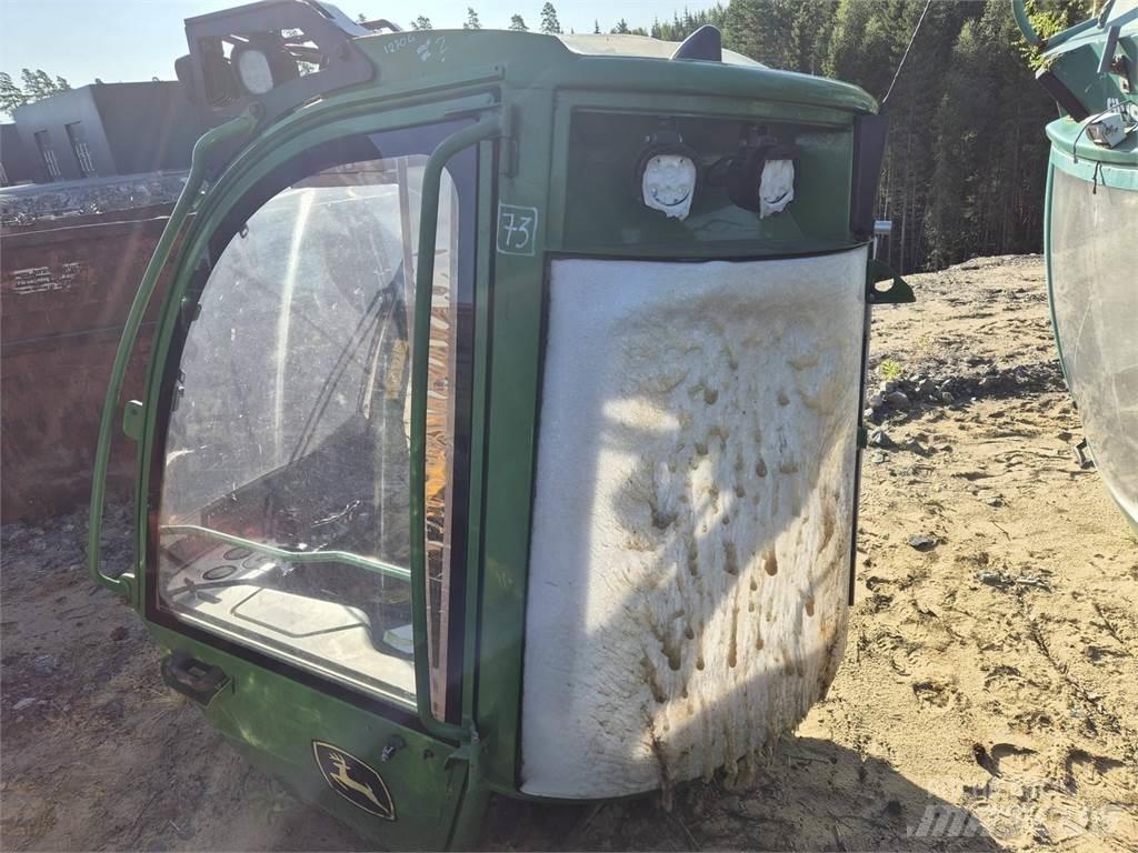 John Deere 1270G Cabina