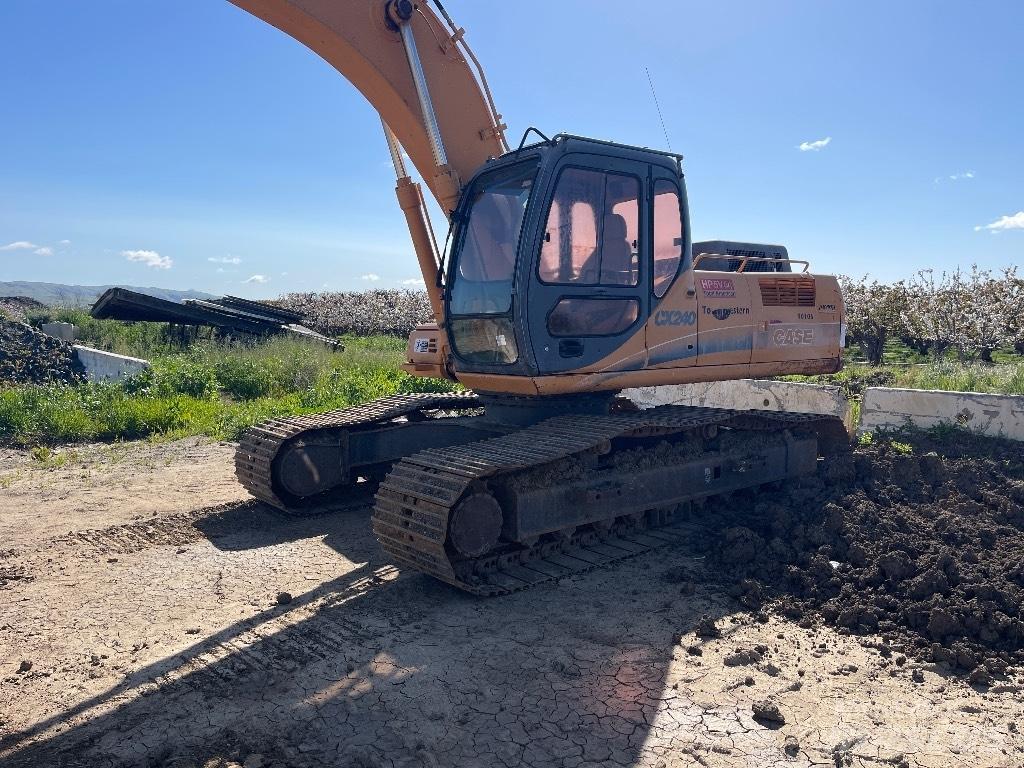 CASE CX 240 Escavadeiras de esteiras