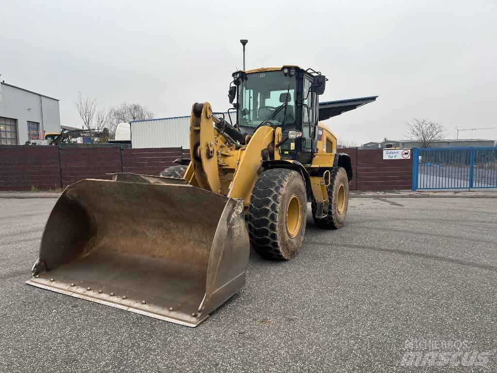 CAT 930M Carregadeiras de rodas