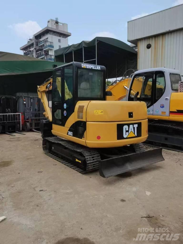 CAT 306D Miniescavadeiras