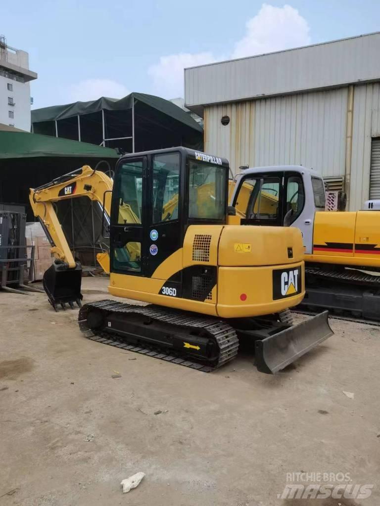 CAT 306D Miniescavadeiras