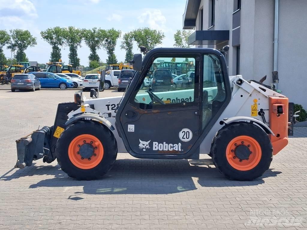 Bobcat T 2250 Manipulador telescópico