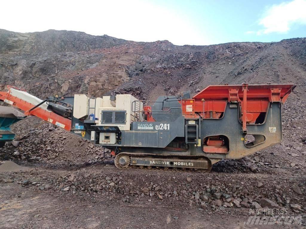 Sandvik QJ241 Britadores móveis