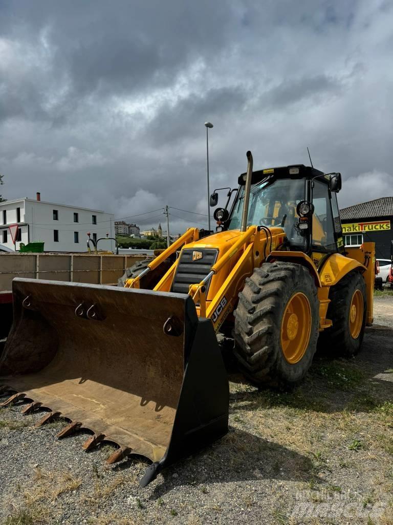 JCB 4 CX Retroescavadeiras