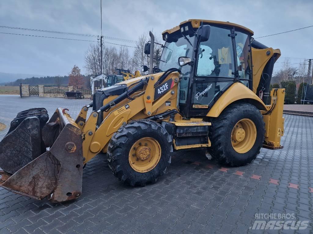CAT 432 F Retroescavadeiras