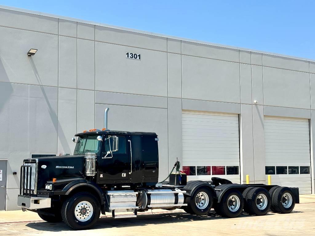 Western Star 4900 SA Cavalos Mecânicos