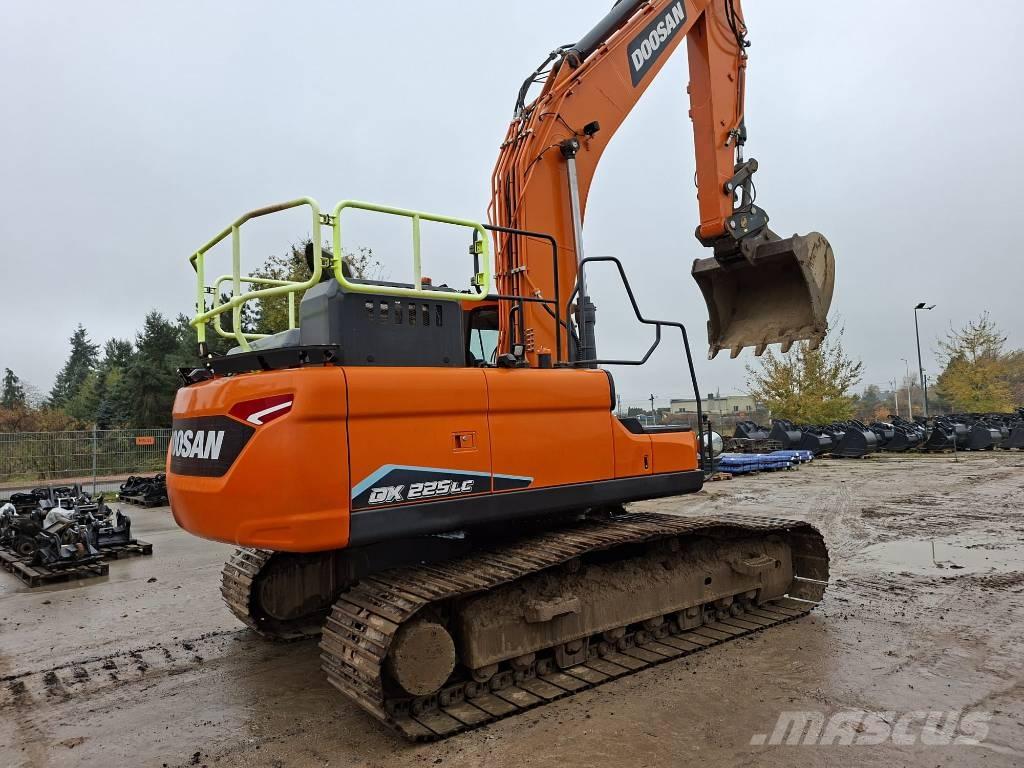 Doosan DX 225 LC Escavadeiras de esteiras
