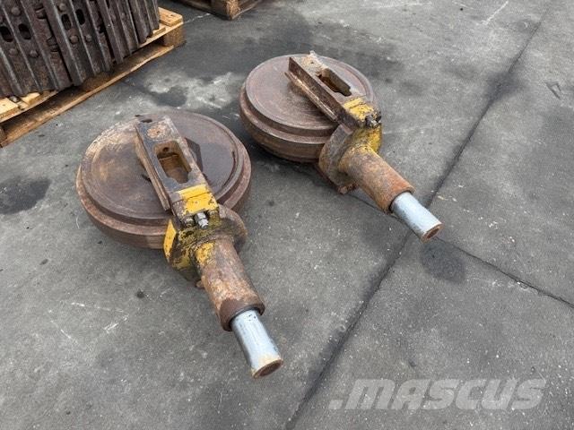 Liebherr R 900 IDLER Rastos