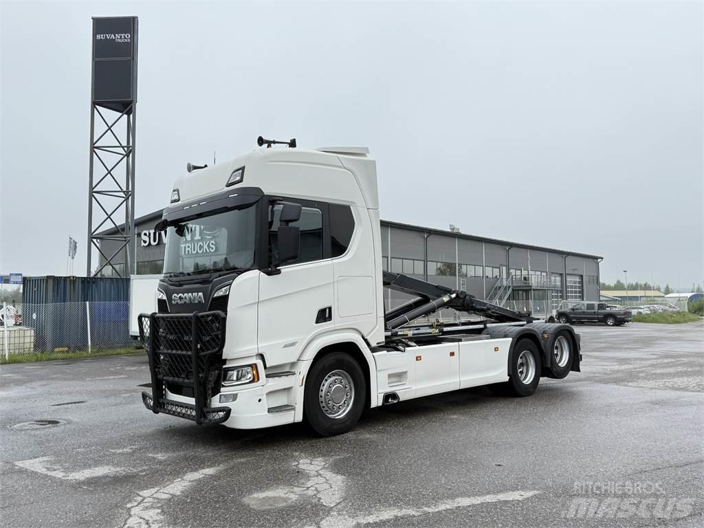 Scania R650 6X2 Camiões Ampliroll