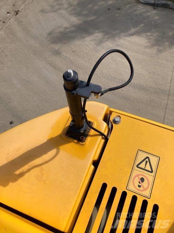 JCB 245 XR Escavadeiras de esteiras