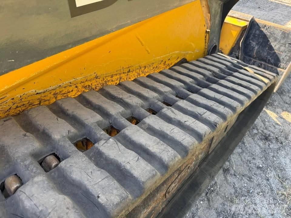 John Deere 325G Minicarregadeiras