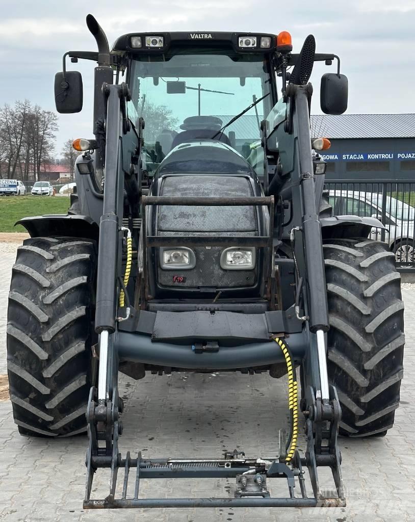 Valtra T 190 Tratores Agrícolas usados