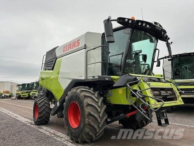 CLAAS TRION 750 Ceifeiras debulhadoras