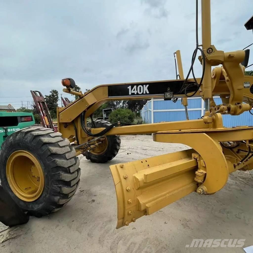CAT 140 K Motoniveladoras