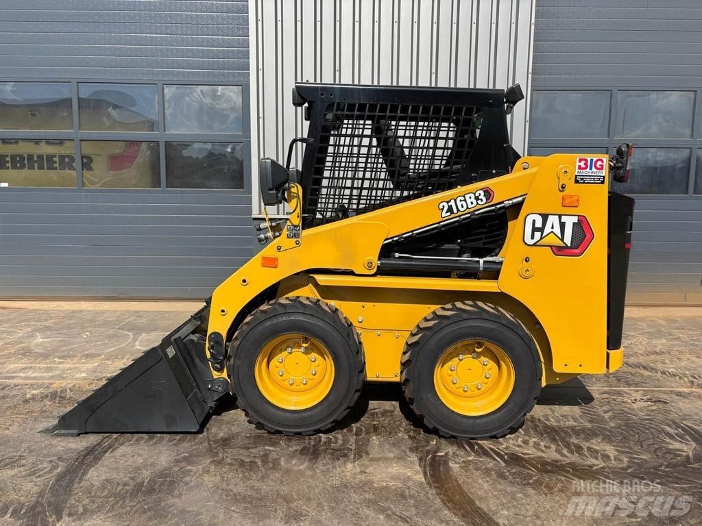 CAT 216B3 Carregadeiras de rodas