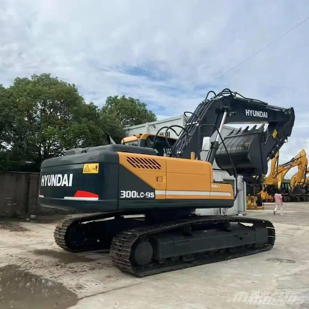 Hyundai 300-9 Escavadeiras de esteiras