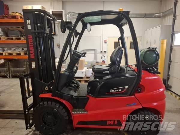 Manitou MI25G Empilhadores todo-terreno