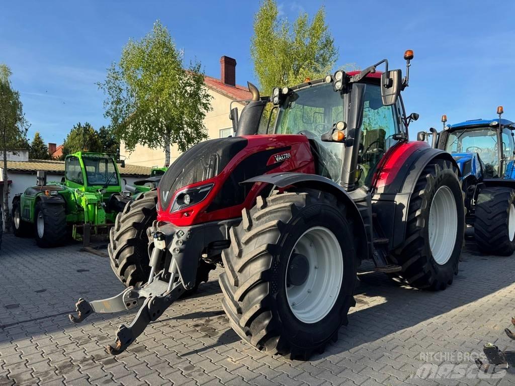Valtra T234 VERSU Tratores Agrícolas usados