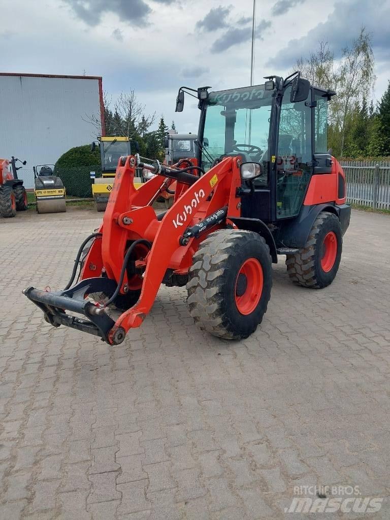 Kubota R 070 Carregadeiras de rodas