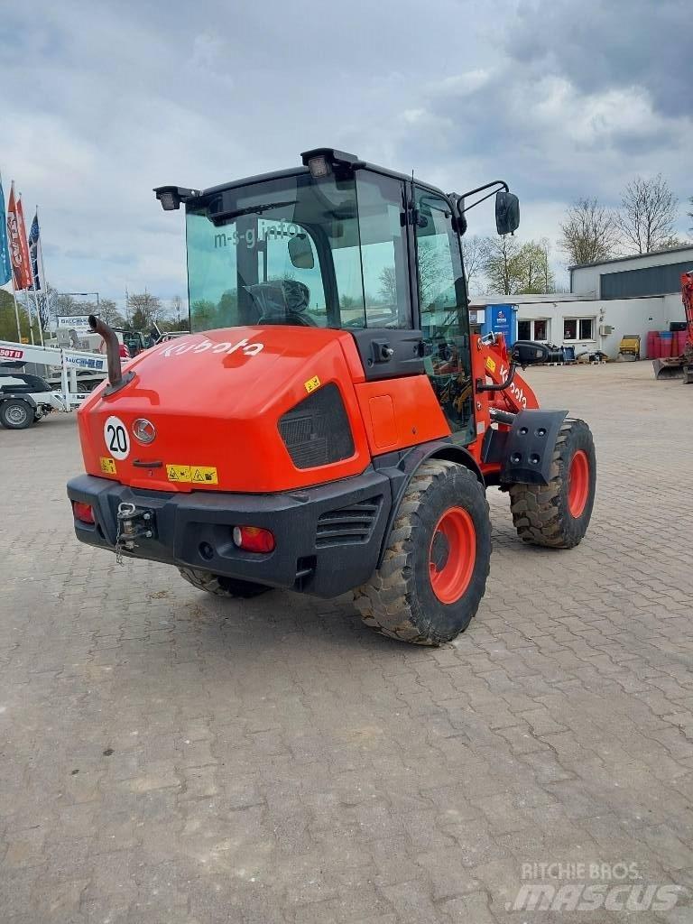 Kubota R 070 Carregadeiras de rodas