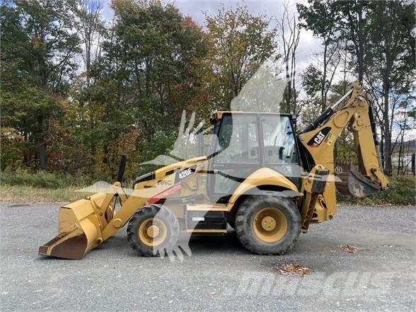 CAT 420F Retroescavadeiras