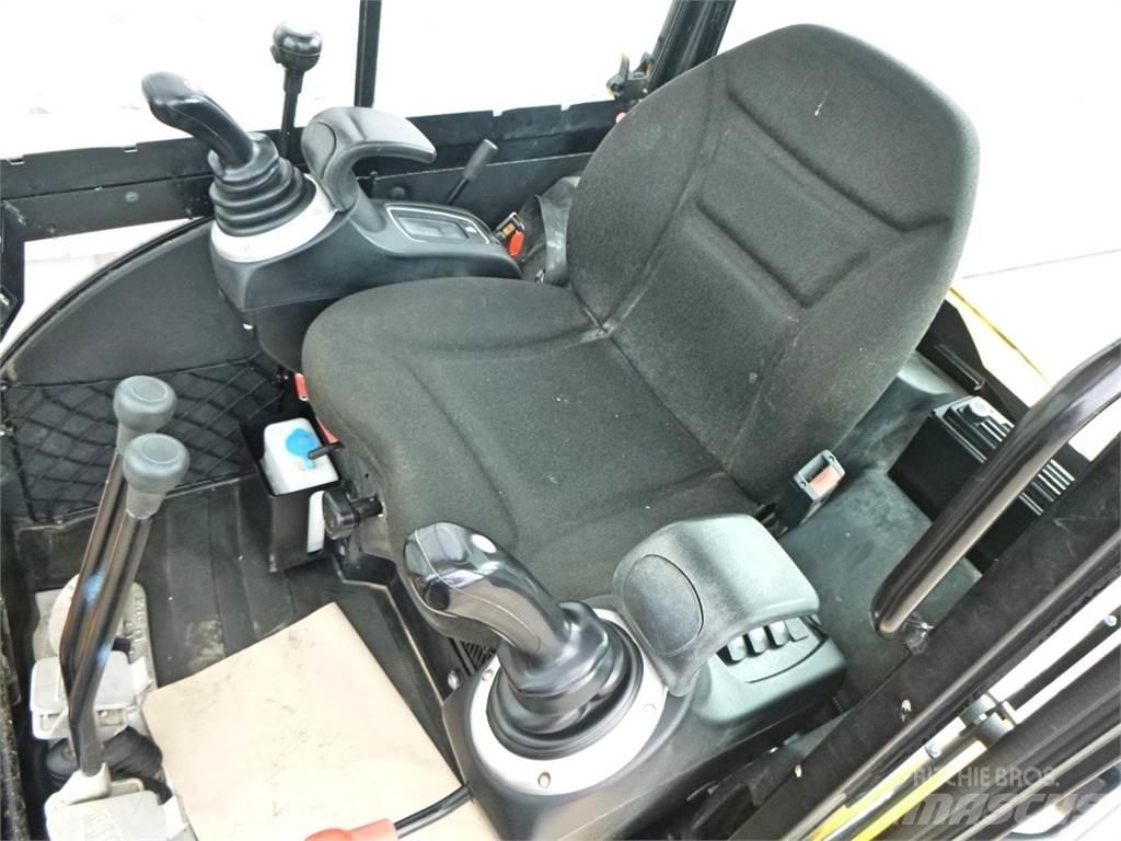JCB 8026CTS Miniescavadeiras