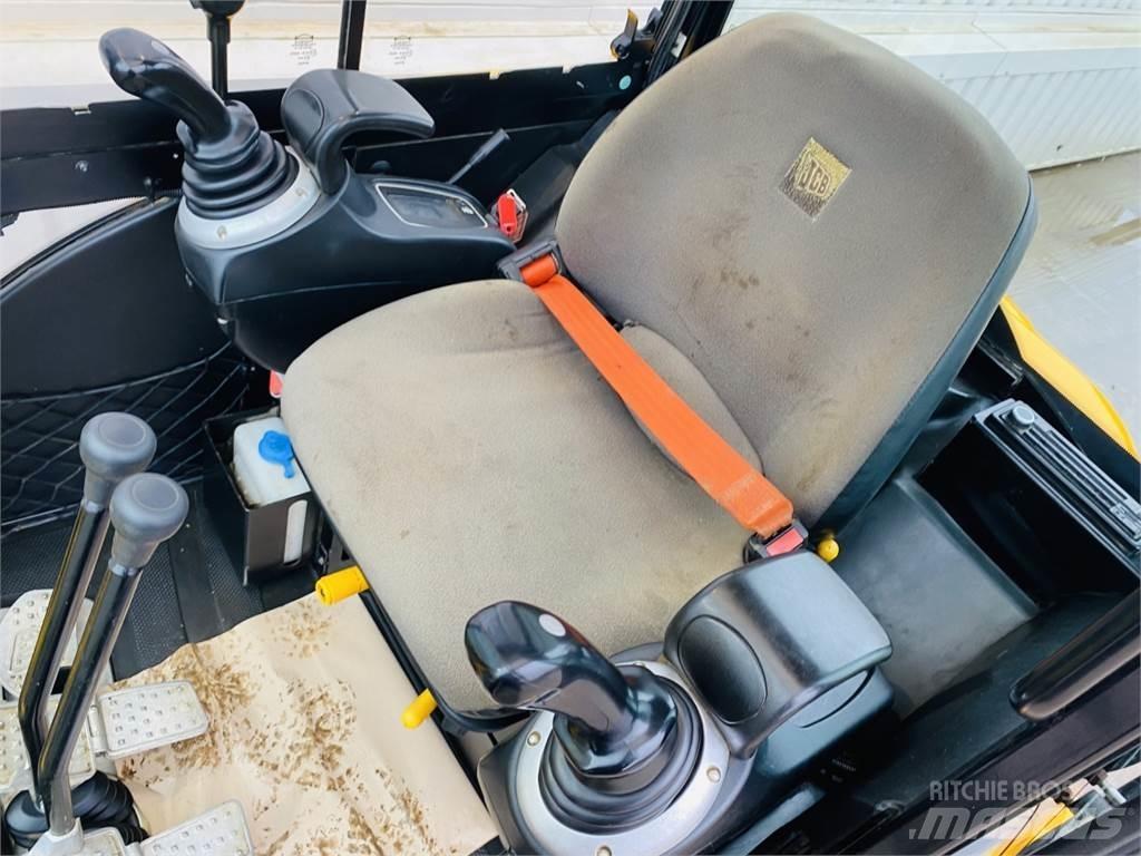 JCB 8026CTS Miniescavadeiras