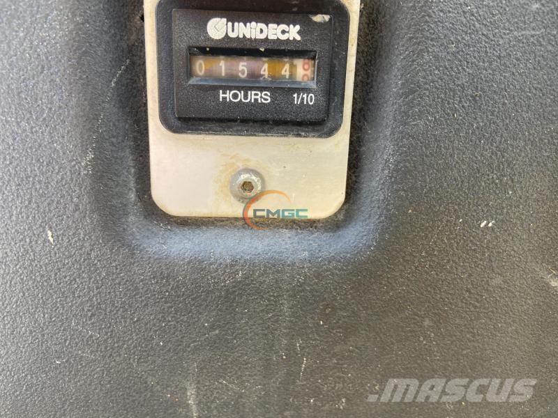 Ausa 100 AHG Camiőes basculantes rígidos