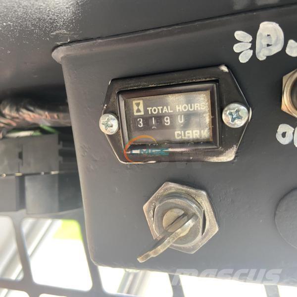 Bobcat 310 Carregadeiras de rodas