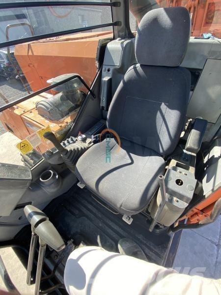 Hitachi EG70 Camiőes basculantes rígidos
