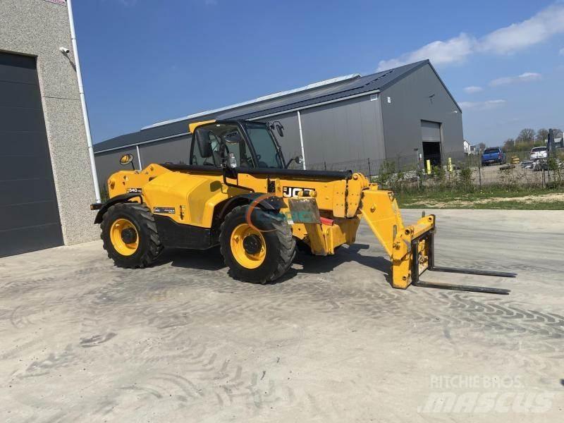 JCB 540-140 Manipulador telescópico