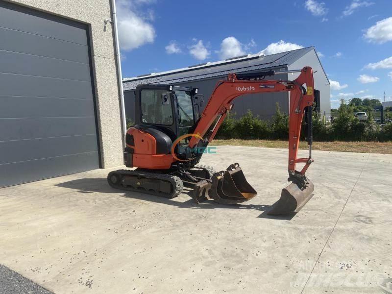 Kubota U36-4 Escavadoras de rodas