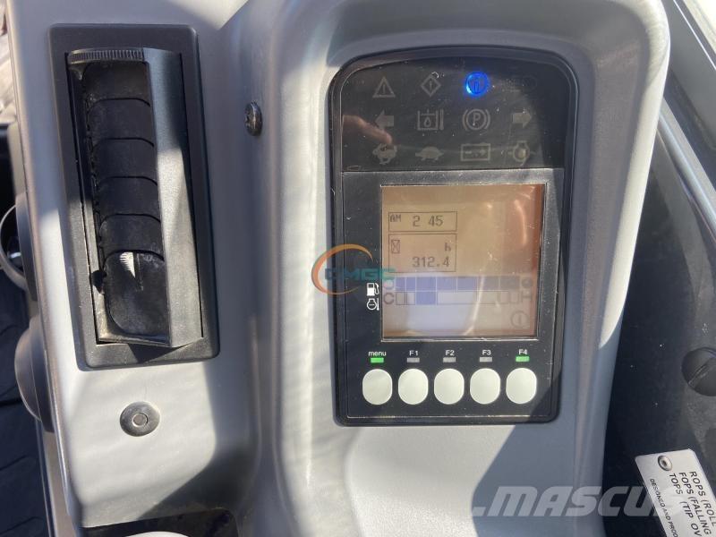 Yanmar VIO38-6 Escavadoras de rodas