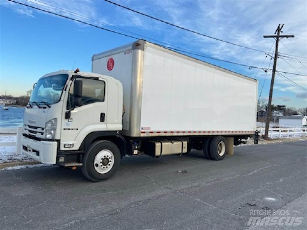 Isuzu FTR Caminhões de caixa fechada