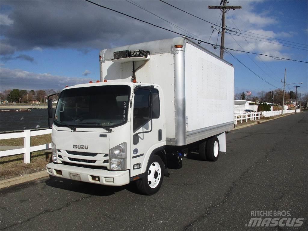 Isuzu NRR Caminhões de caixa fechada