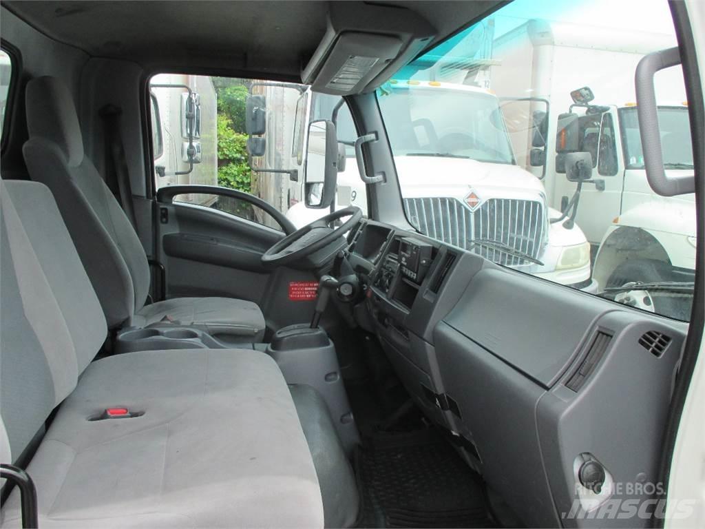 Isuzu NRR Caminhões caixa temperatura controlada