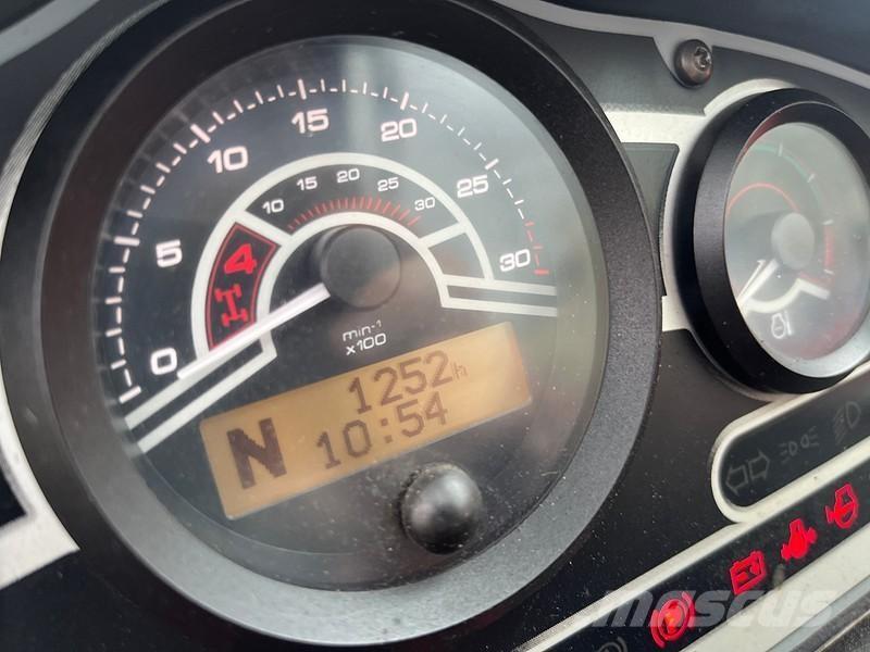 Manitou MT 732 Manipulador telescópico