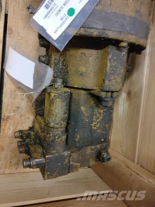 CAT 213B Hidráulica