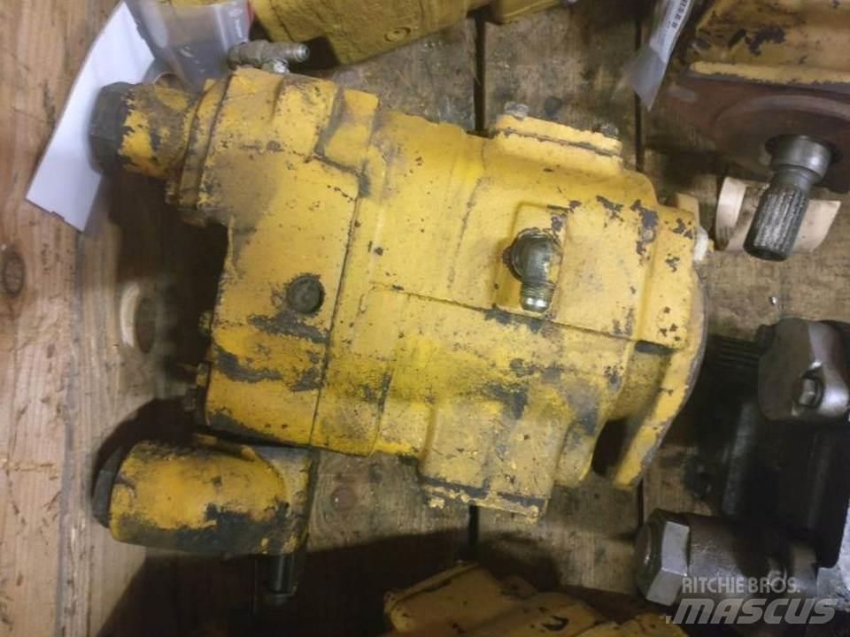 CAT 215 Hidráulica