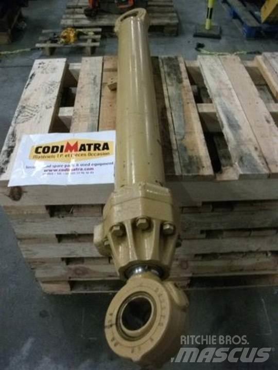 CAT 215 Hidráulica