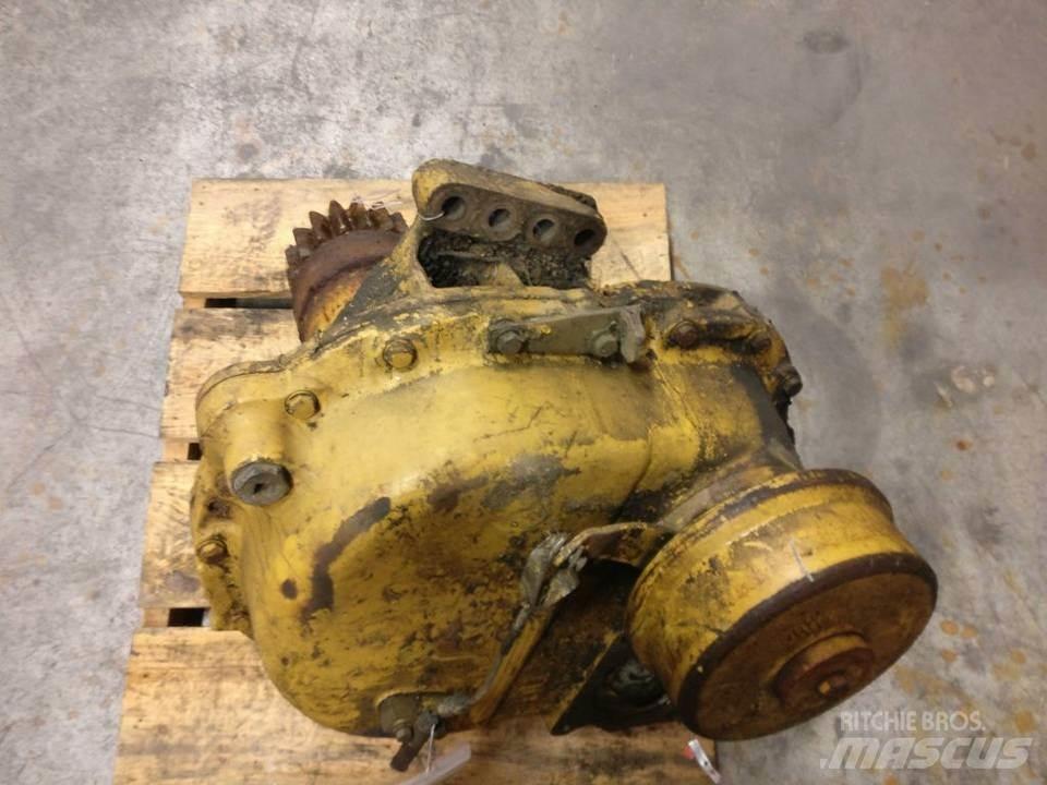 CAT 225 Transmissăo