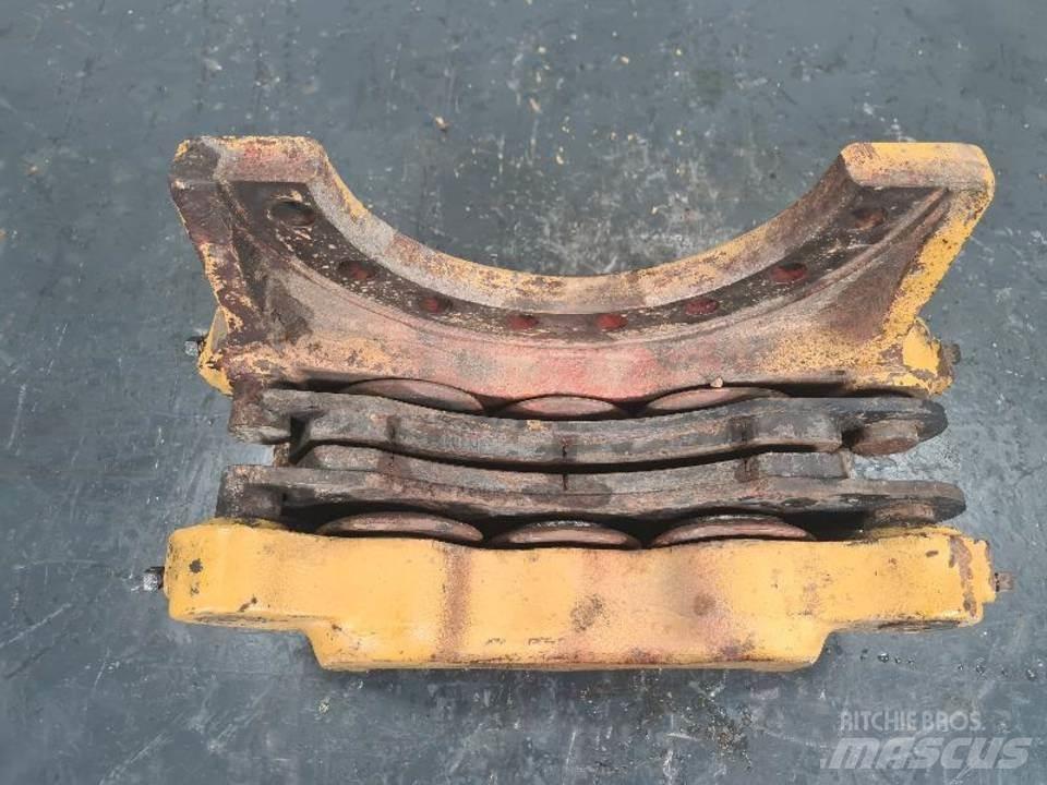 CAT 730 Transmissăo