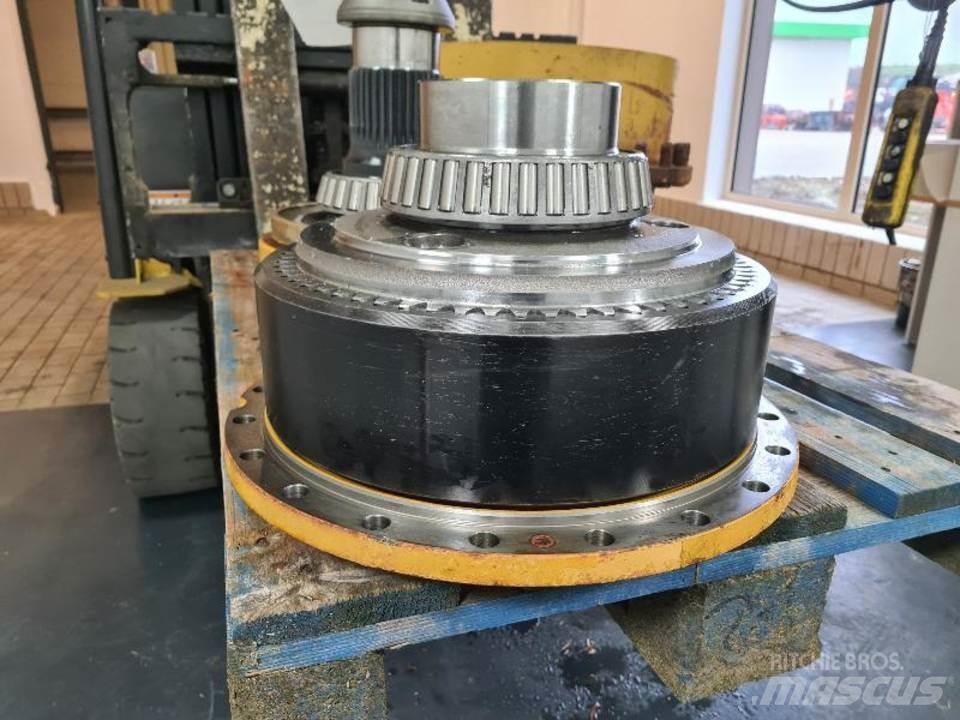 CAT 735 Transmissăo