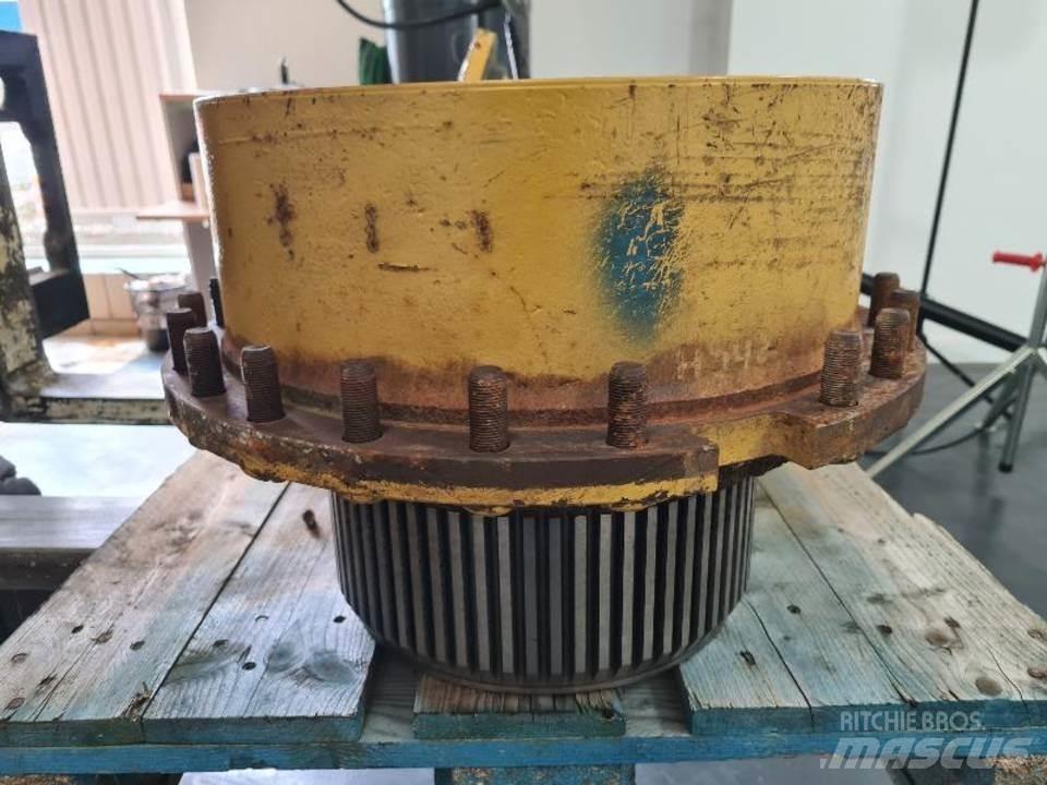 CAT 735 Transmissăo