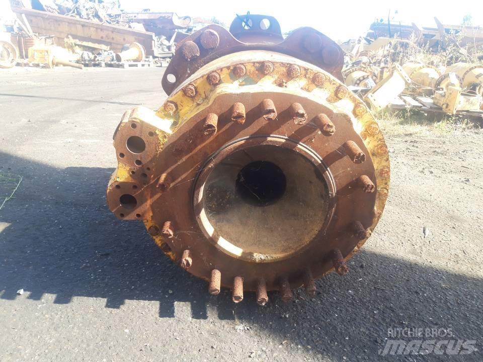 CAT 769B Transmissăo