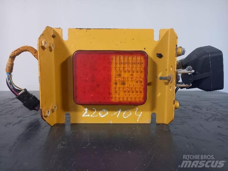 CAT 770 Cabina