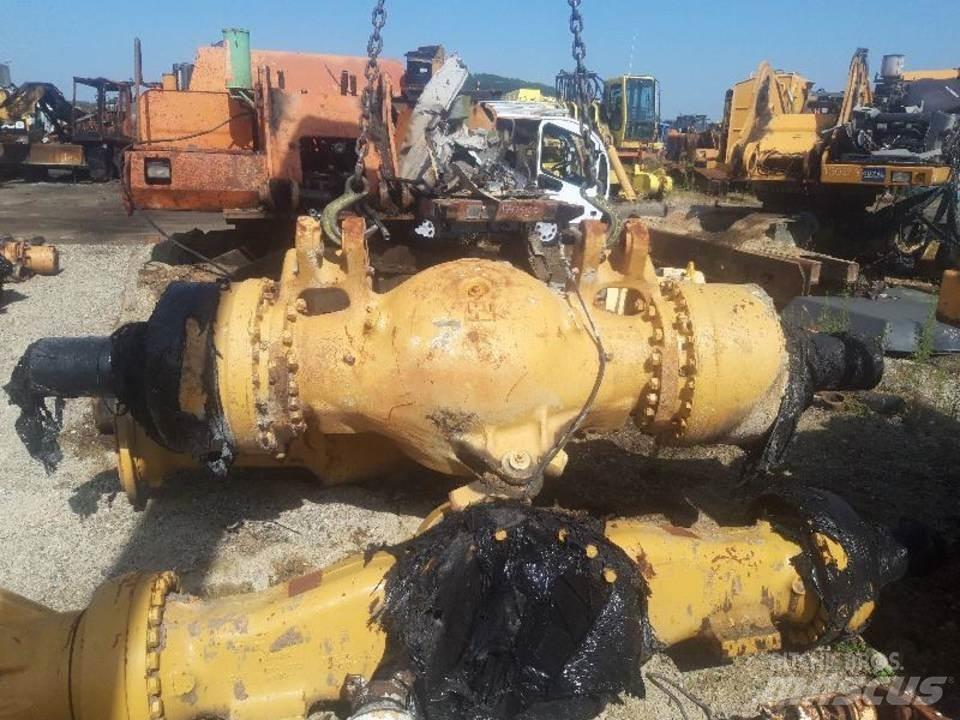 CAT 771D Transmissăo