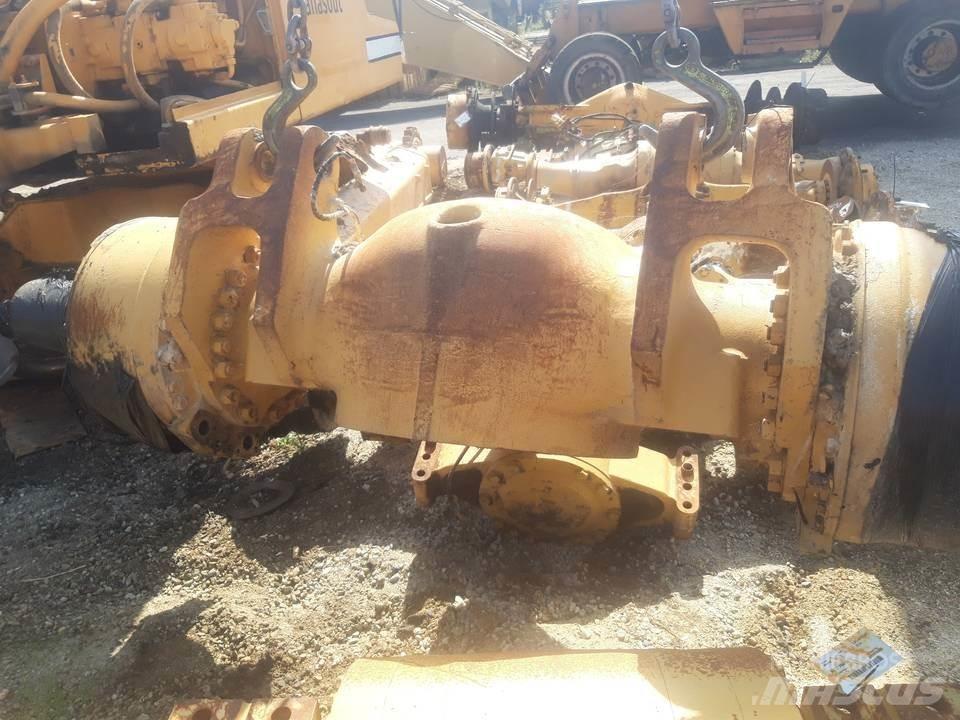 CAT 771D Transmissăo