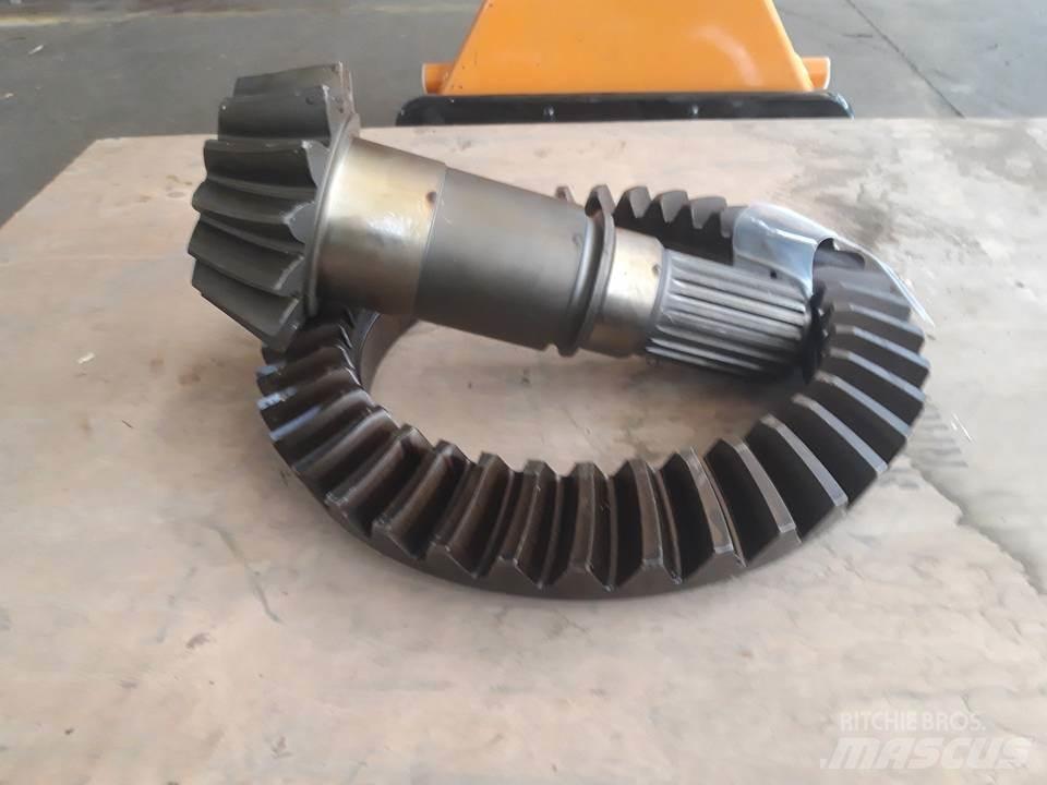 CAT 824B Transmissăo