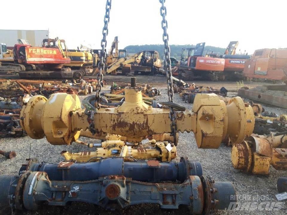 CAT 906H Transmissăo